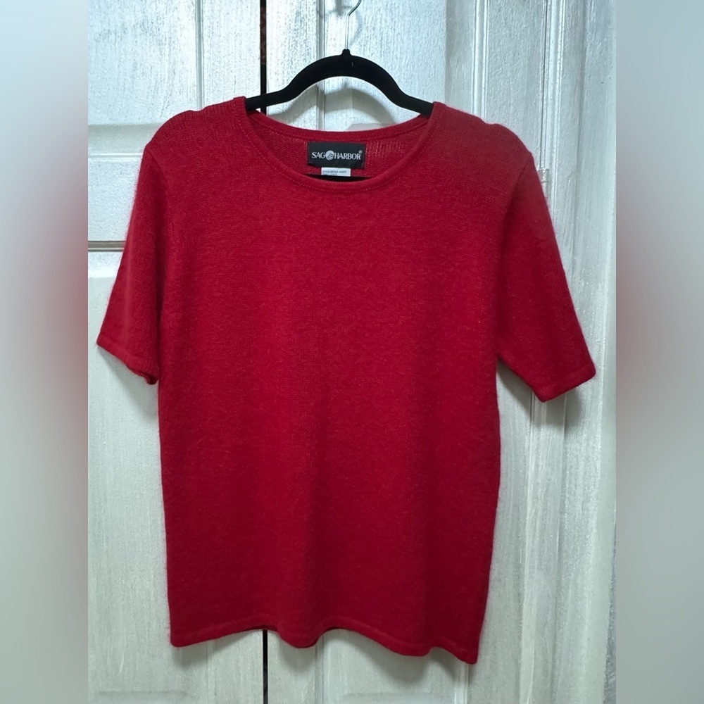 Sag Harbor Women Size Small Red Angora Blend Sweater Short Sleeve Crew Neck